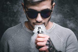 ضربه گلو (Throat Hit) در ویپینگ چیست؟