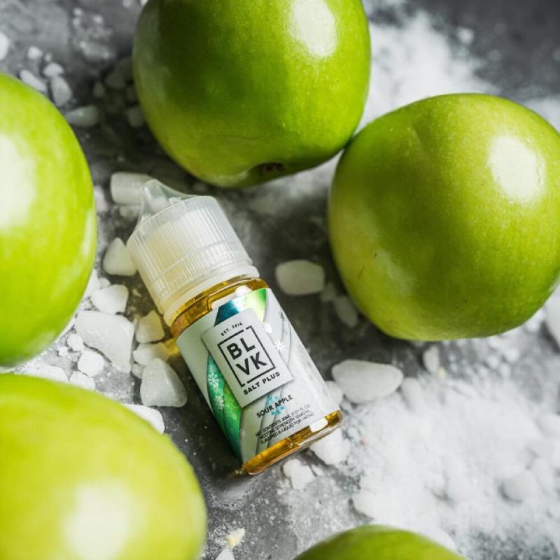 سالت بی ال وی کی سیب ترش یخ BLVK Sour Apple Ice